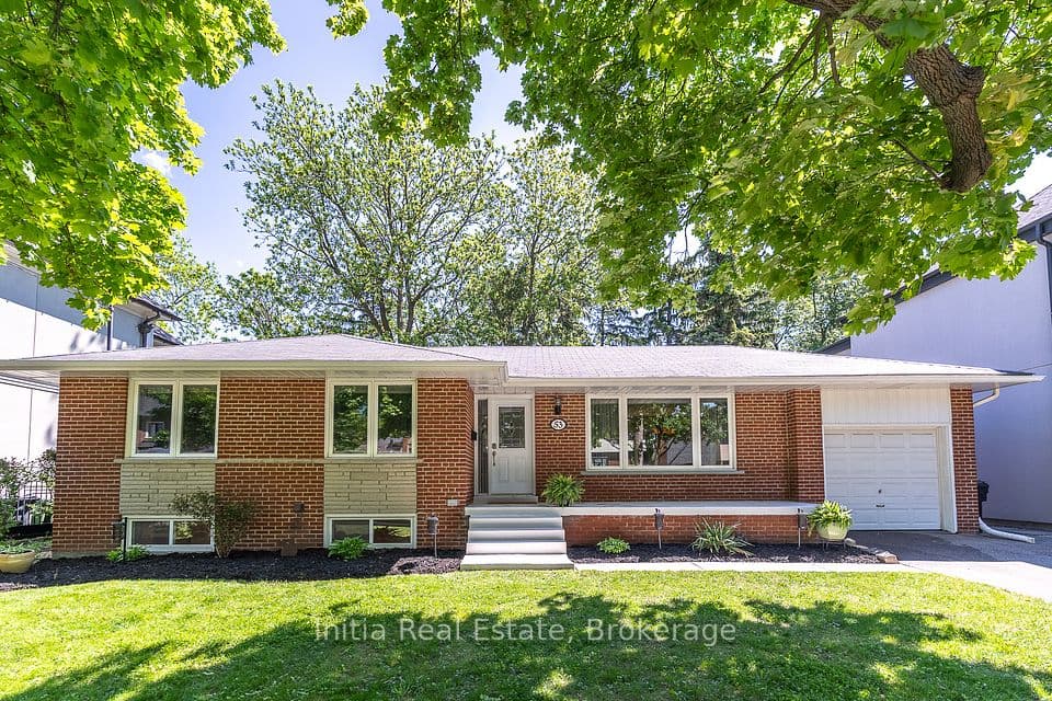 53 Burrows Avenue, Toronto, ON M9B 4W8 – main photo