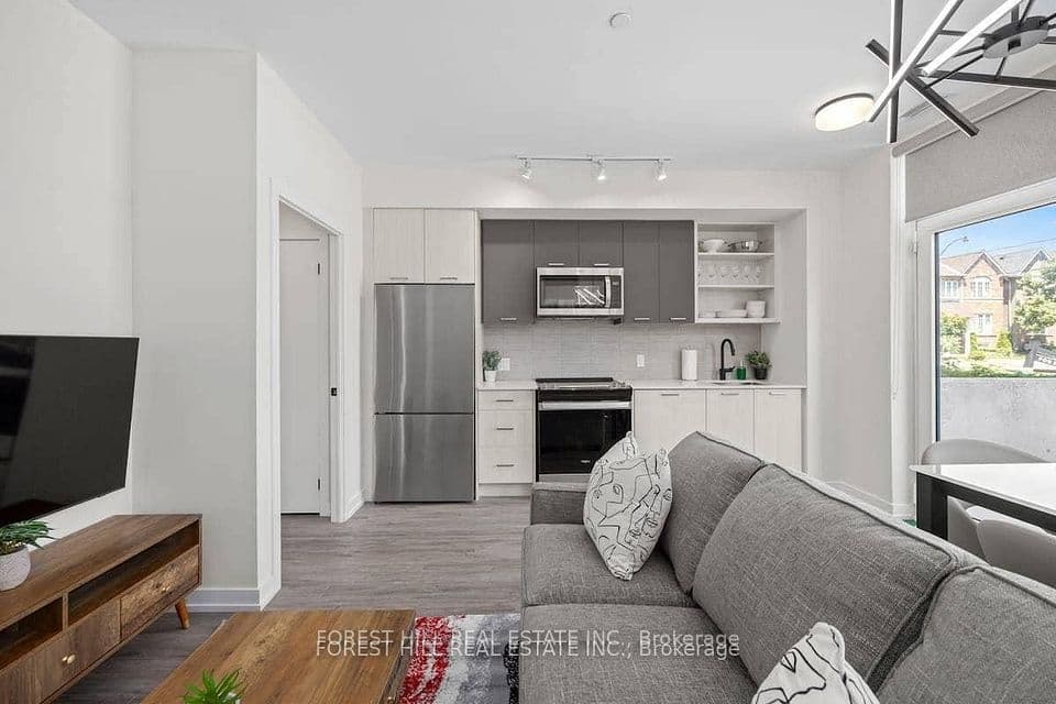 2300 St Clair Avenue W 101, Toronto, ON M6N 0B3 – photo 2