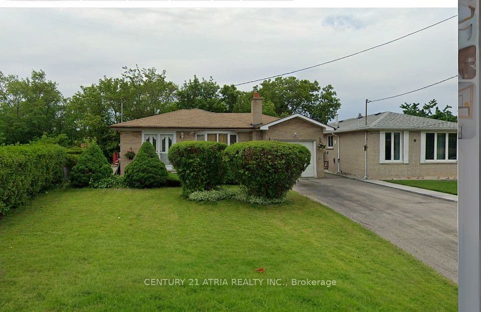 3 Lamberton Boulevard, Toronto, ON M3J 1G3 – main photo