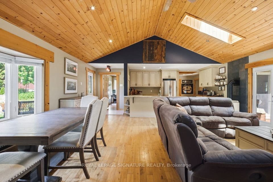 33 Old Pavillion Road, Caledon, ON L7C 3J8 – main photo