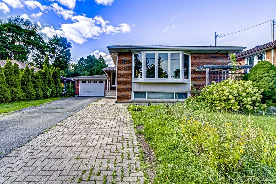 30 Fallowfield Road, Toronto, ON M9W 2W2 – photo 2