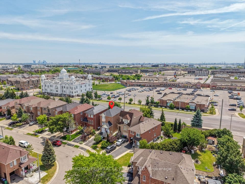 22 Domenico Crescent, Brampton, ON L6P 1H5 – photo 2