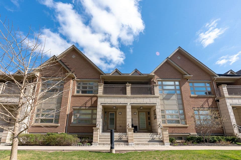 2460 Prince Michael Drive 55, Oakville, ON L6H 0G8 – photo 2