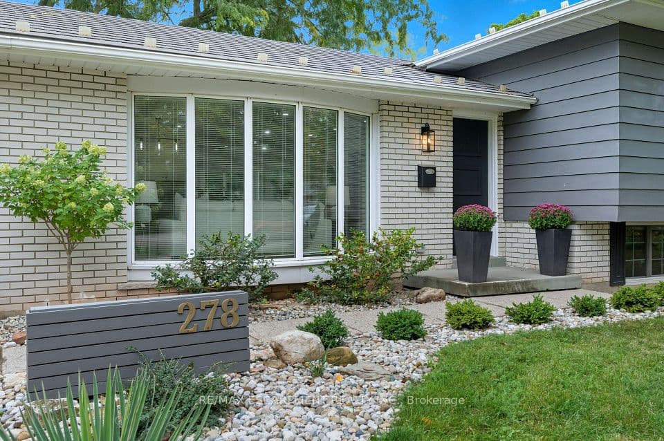 278 Purnell Place, Burlington, ON L7L 4N2 – photo 3