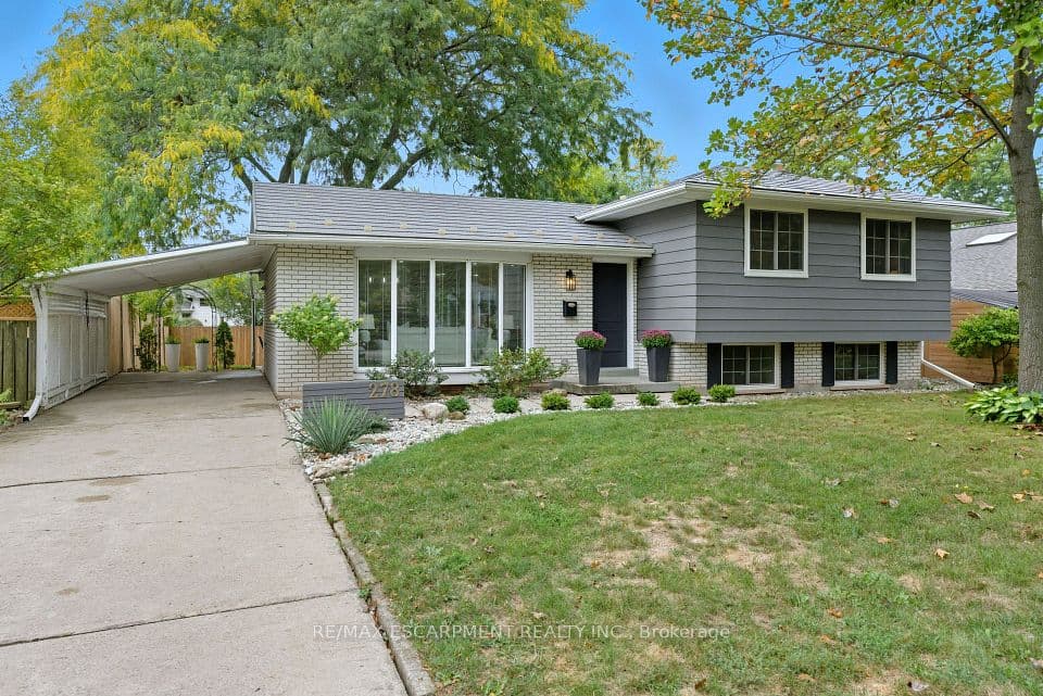 278 Purnell Place, Burlington, ON L7L 4N2 – photo 2