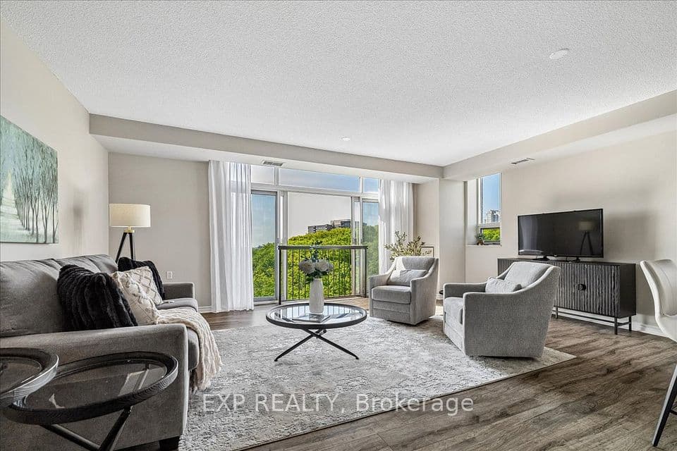 200 Burnhamthorpe Road E 708, Mississauga, ON L5A 4L4 – photo 3