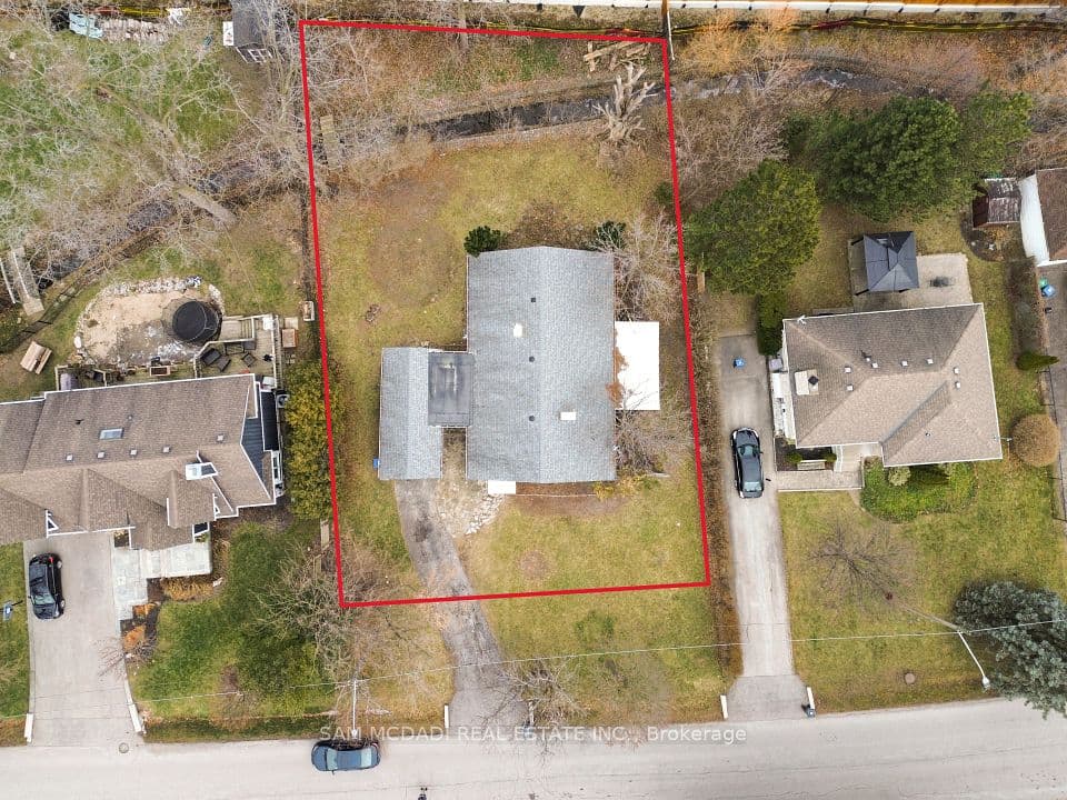 1235 Old River Road, Mississauga, ON L5G 3G2 – main photo