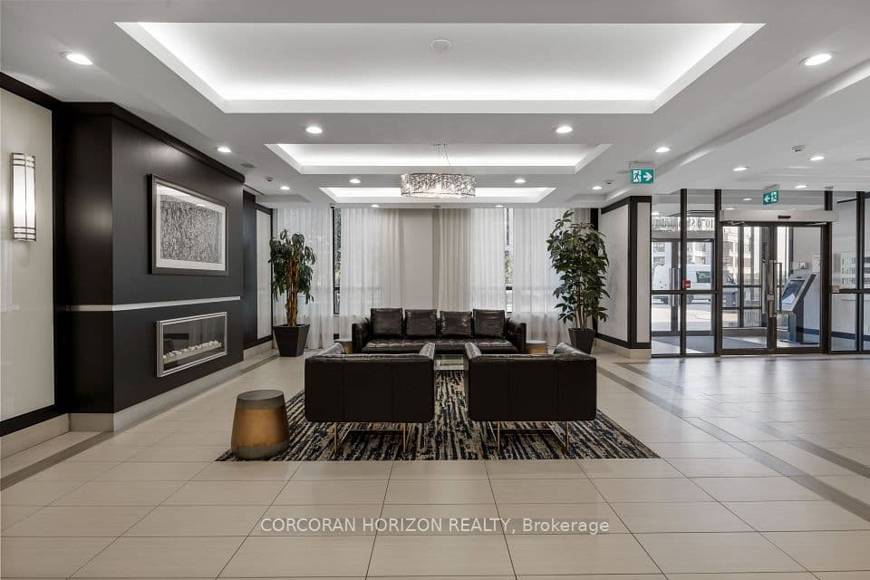 1070 Sheppard Avenue W 310, Toronto, ON M3J 0G8 – photo 3