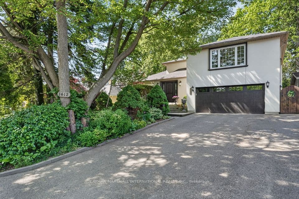 1412 Trotwood Avenue, Mississauga, ON L5G 3Z6 – main photo