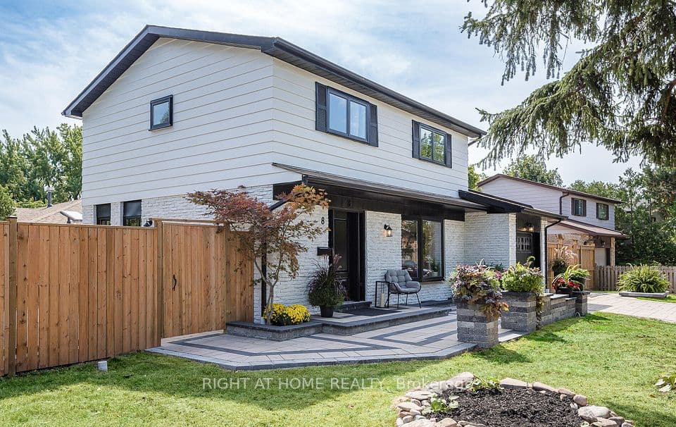 8 Culham Street, Oakville, ON L6H 1G4 – photo 3