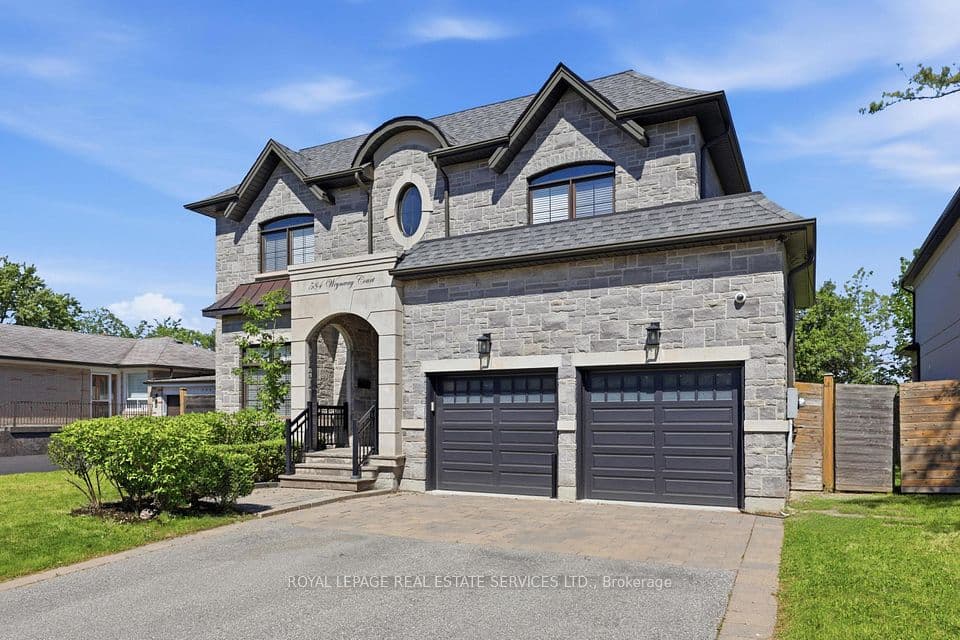 584 Weynway Court, Oakville, ON L6L 4G7 – photo 3