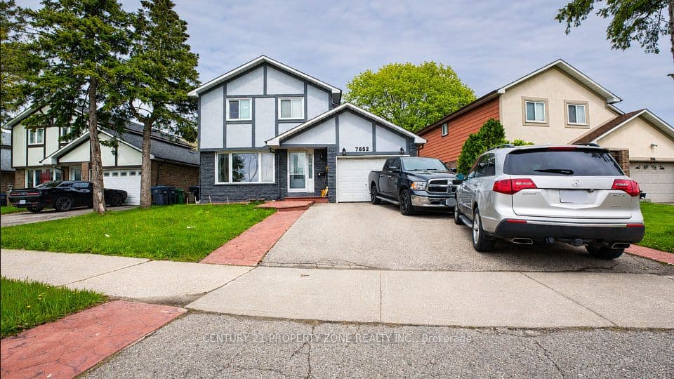 7652 Roselle Crescent, Mississauga, ON L4T 3N2 – main photo