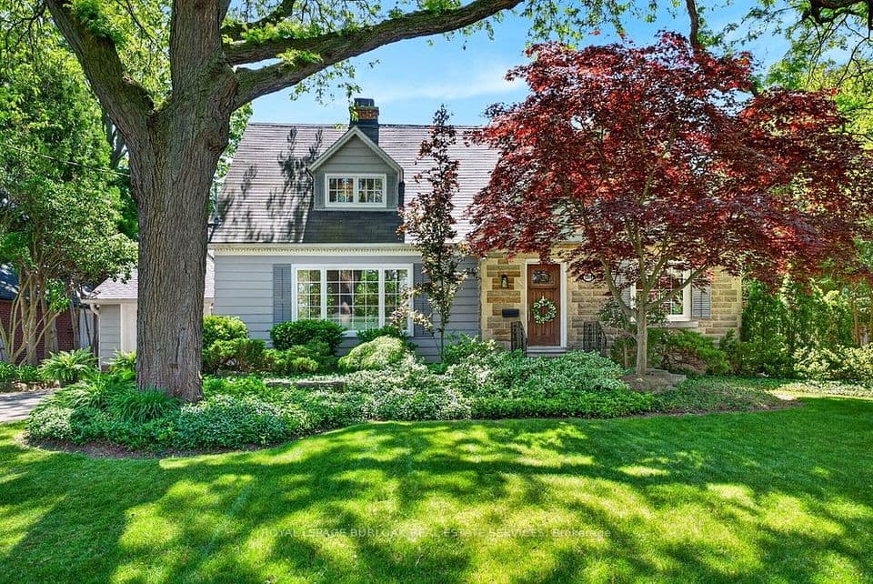 1398 Baldwin Street, Burlington, ON L7S 1K3 – main photo