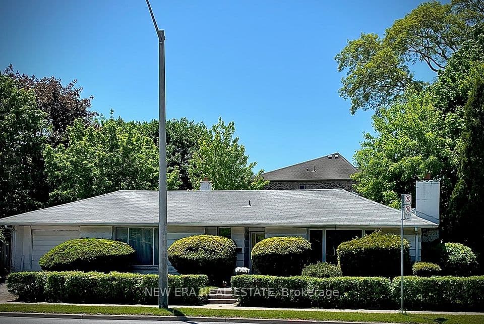 45 Mattice Avenue, Toronto, ON M9B 1T1 – main photo