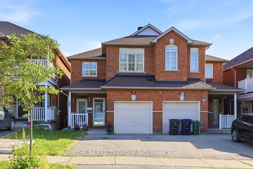 93 San Gabriele Place, Toronto, ON M9L 3A5 – main photo