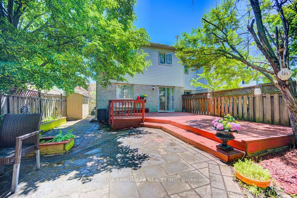 423 Levanna Lane, Oakville, ON L6H 6B8 – photo 2