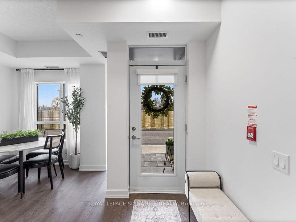 251 Manitoba Street S 132, Toronto, ON M8Y 0C7 – photo 2
