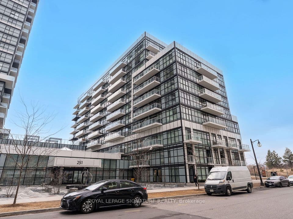251 Manitoba Street S 132, Toronto, ON M8Y 0C7 – main photo