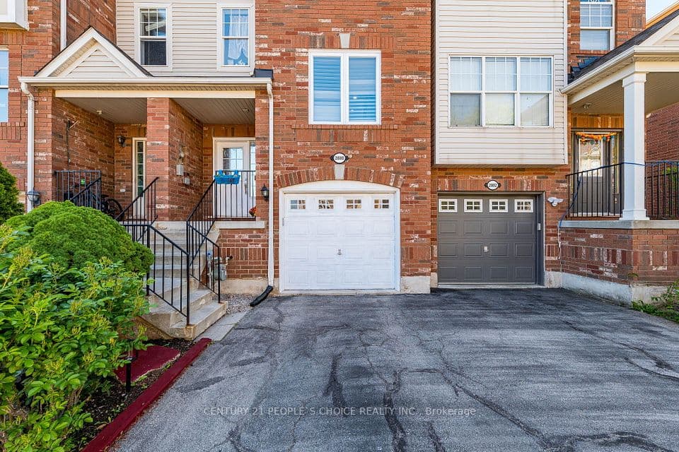 2880 Garnethill Way, Oakville, ON L6M 5E8 – photo 2