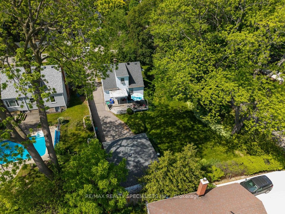 1481 Garnet Avenue, Mississauga, ON L5G 4C5 – main photo