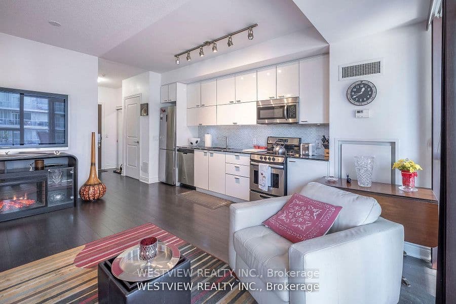 80 Marine Parade Drive 311, Toronto, ON M8V 0A3 – photo 2