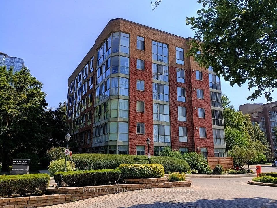 20 Southport Street 208, Toronto, ON M6S 4Y8 – photo 2
