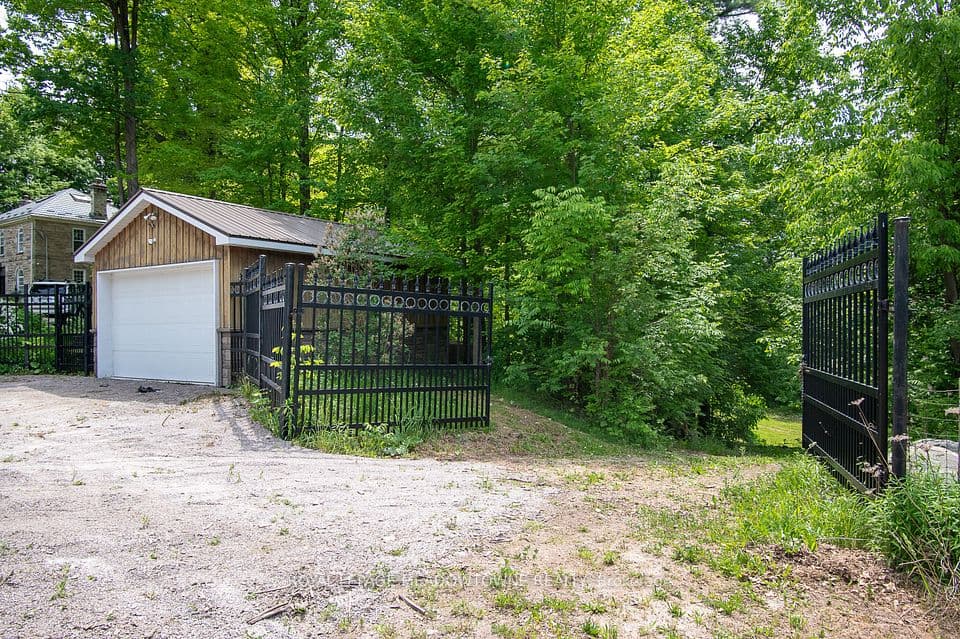 9920 Regional Road 25 Road, Halton Hills, ON L9T 2X7 – photo 2