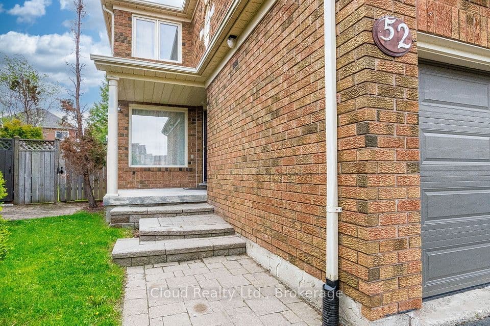 52 Buttercup Lane, Brampton, ON L6R 1N1 – photo 2