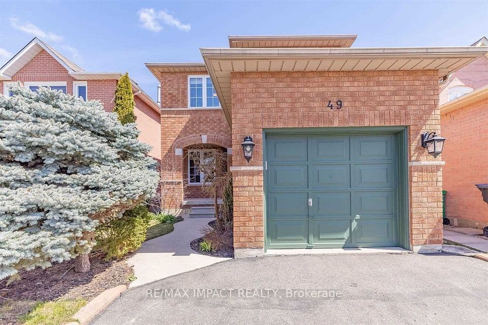 49 Hood Crescent, Brampton, ON L6Y 4S7 – photo 2