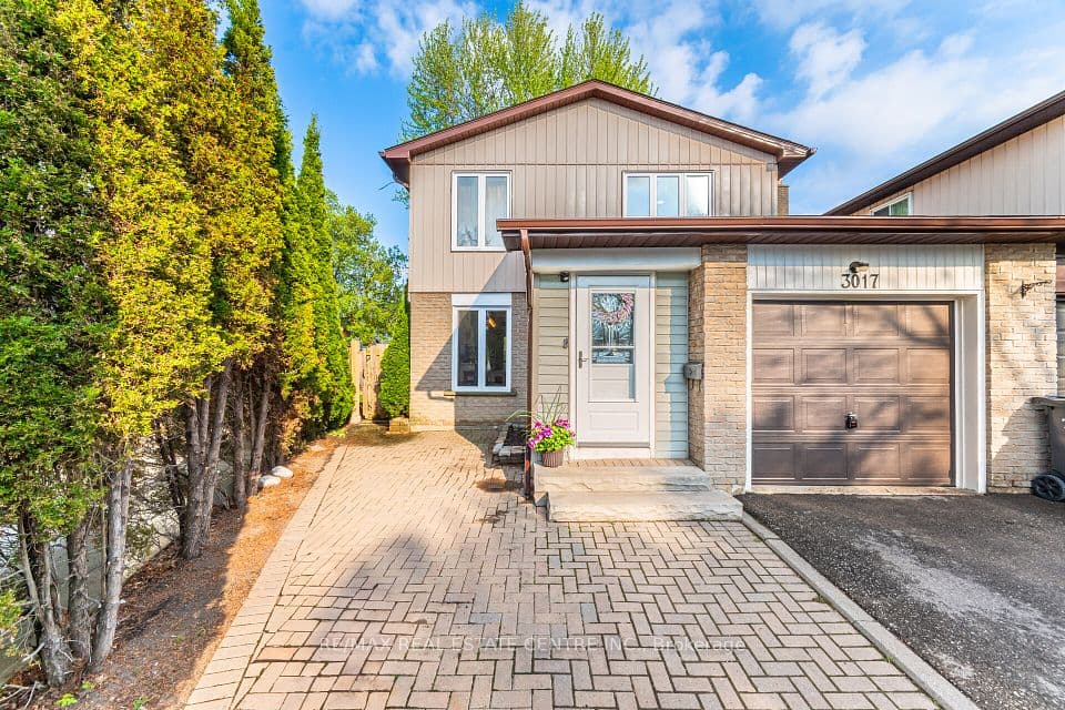 3017 Glace Bay Road, Mississauga, ON L5N 2J9 – main photo