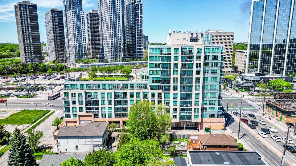 3391 Bloor Street W 609, Toronto, ON M8X 1G3 – main photo