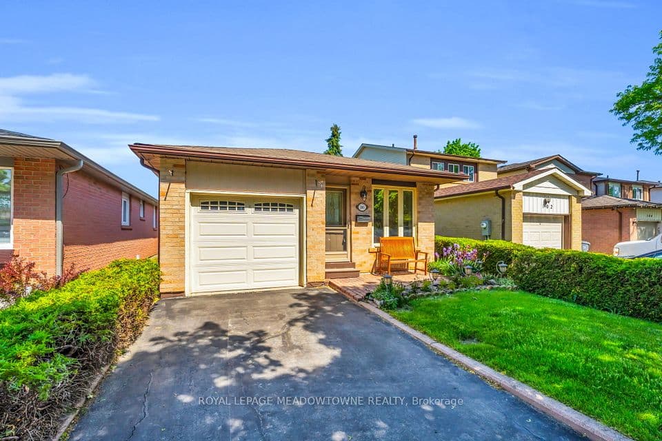 100 Martindale Crescent, Brampton, ON L6X 2V1 – photo 2
