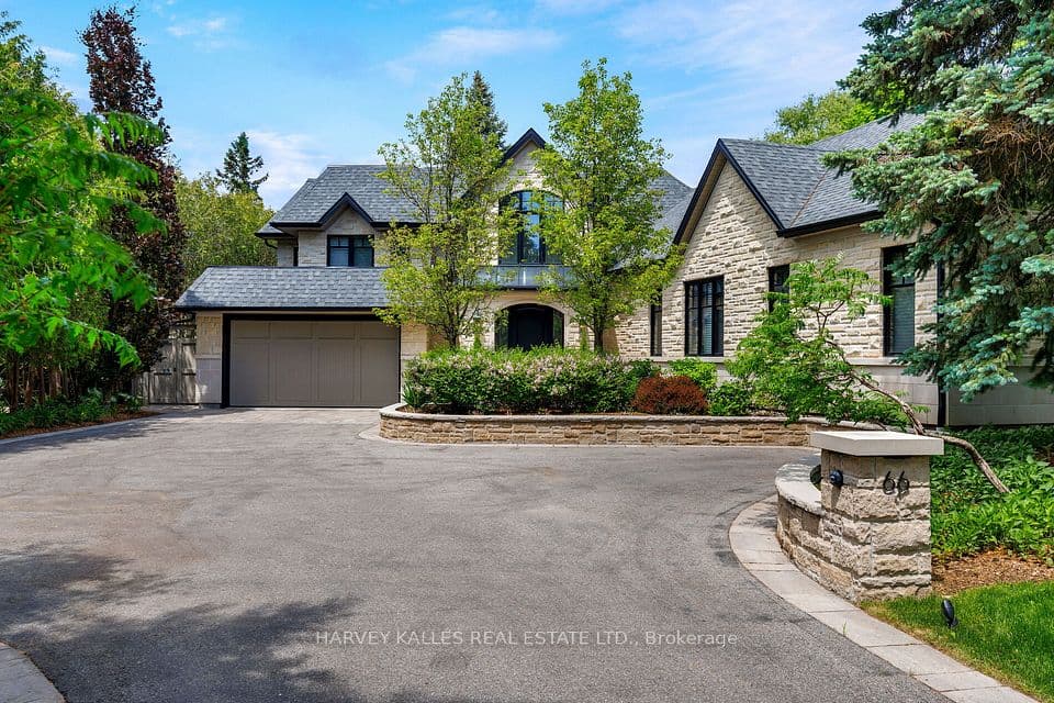 66 Thorncrest Road, Toronto, ON M9A 1S9 – photo 2