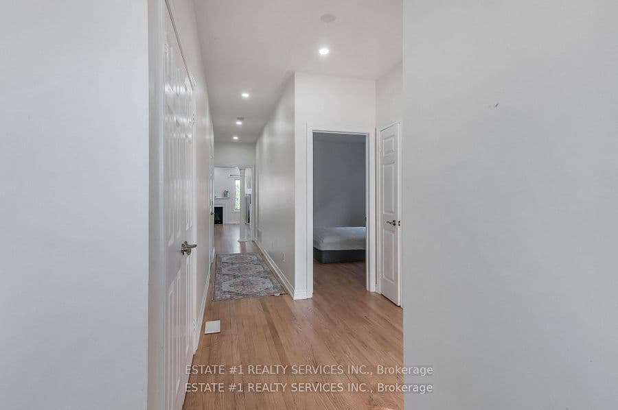 40 Balin Crescent, Brampton, ON L6X 0V5 – photo 2