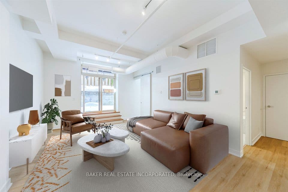 152 Annette Street 107, Toronto, ON M6P 1P4 – main photo