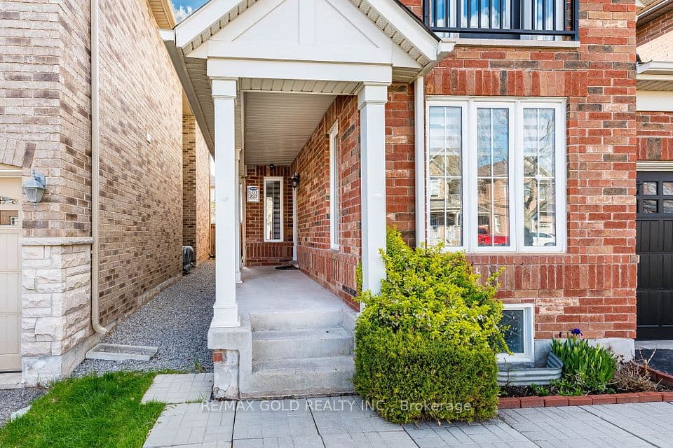 32 Haverty Trail, Brampton, ON L7A 0S2 – photo 3