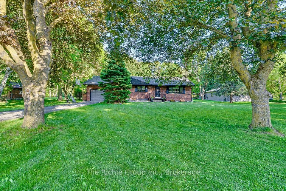 17 Travelled Road, Caledon, ON L7K 1B7 – main photo