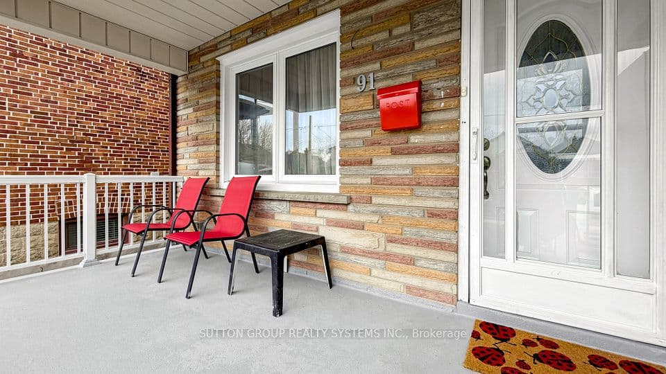 91 Kirknewton Road, Toronto, ON M6E 3X9 – photo 3