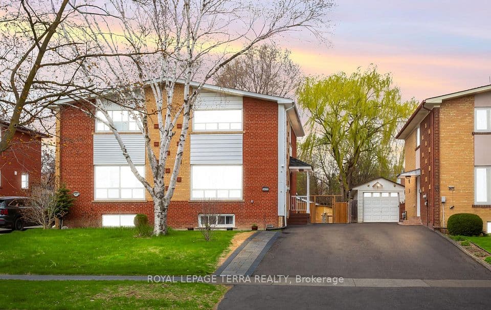 2475 Brookhurst Road, Mississauga, ON L5J 1R4 – photo 2