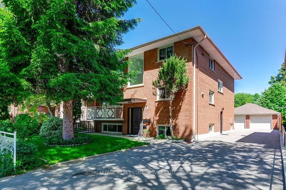 38 Jellicoe Avenue, Toronto, ON M8W 1W1 – photo 3
