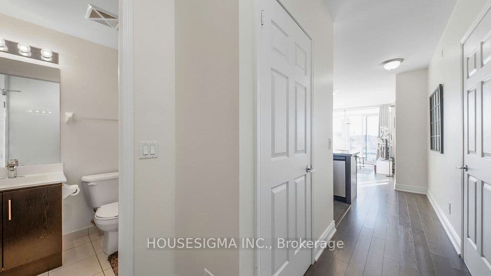 15 James Finlay Way 1103, Toronto, ON M3M 0B3 – photo 3