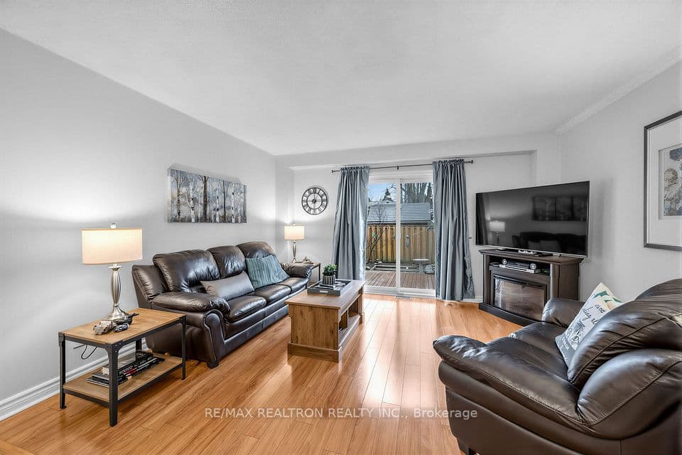 6699 Falconer Drive 1, Mississauga, ON L5N 2E3 – photo 2