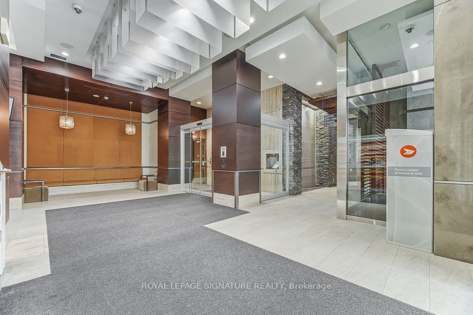 330 Burnhamthorpe Road W 1402, Mississauga, ON L5B 0E1 – photo 3
