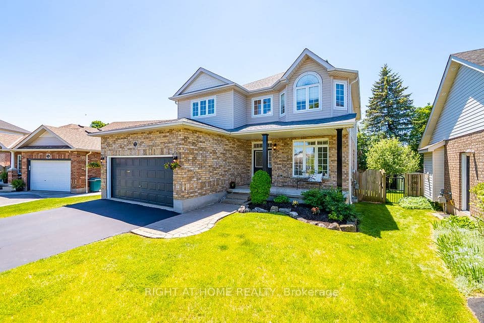 72 Beardmore Crescent, Halton Hills, ON L7J 2Z1 – photo 2
