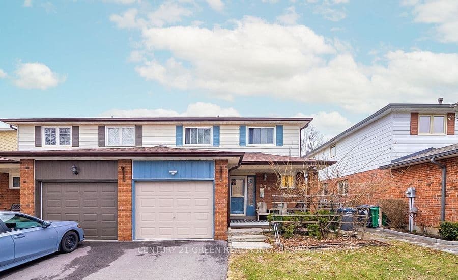 338 Hillside Drive, Mississauga, ON L5M 2L7 – main photo