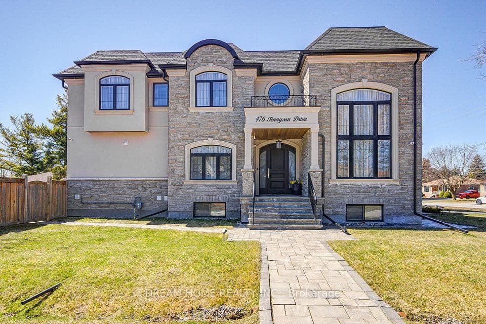 476 TENNYSON Drive, Oakville, ON L6L 3Z1 – main photo
