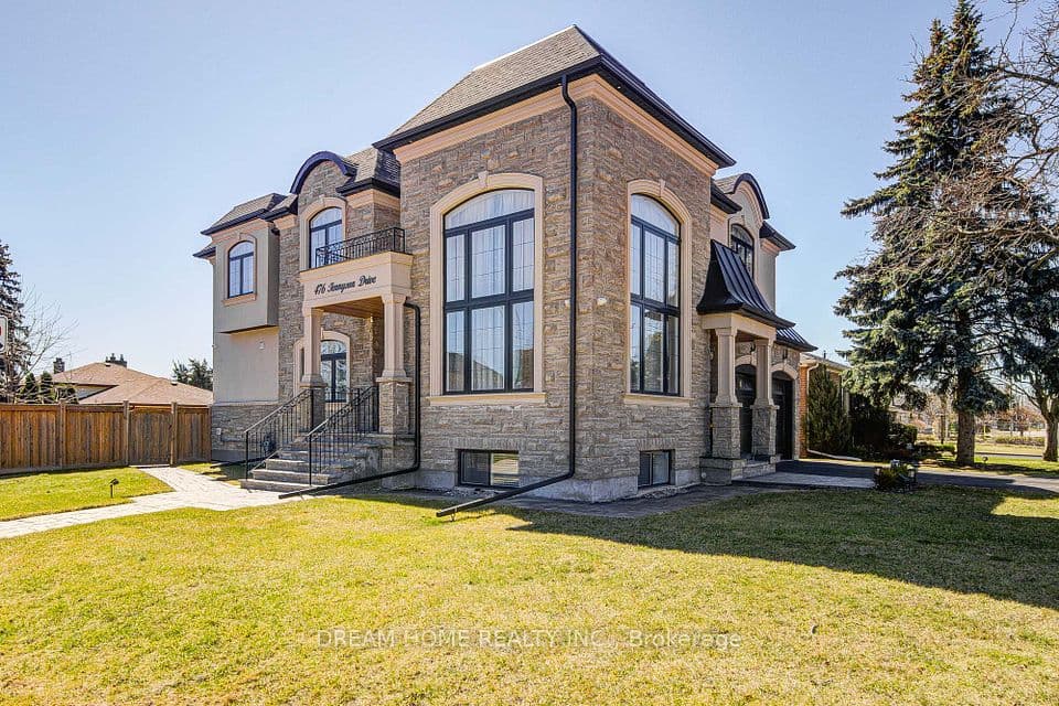 476 TENNYSON Drive, Oakville, ON L6L 3Z1 – photo 2