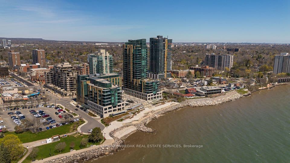 2060 Lakeshore Road 1303, Burlington, ON L7R 0G2 – main photo