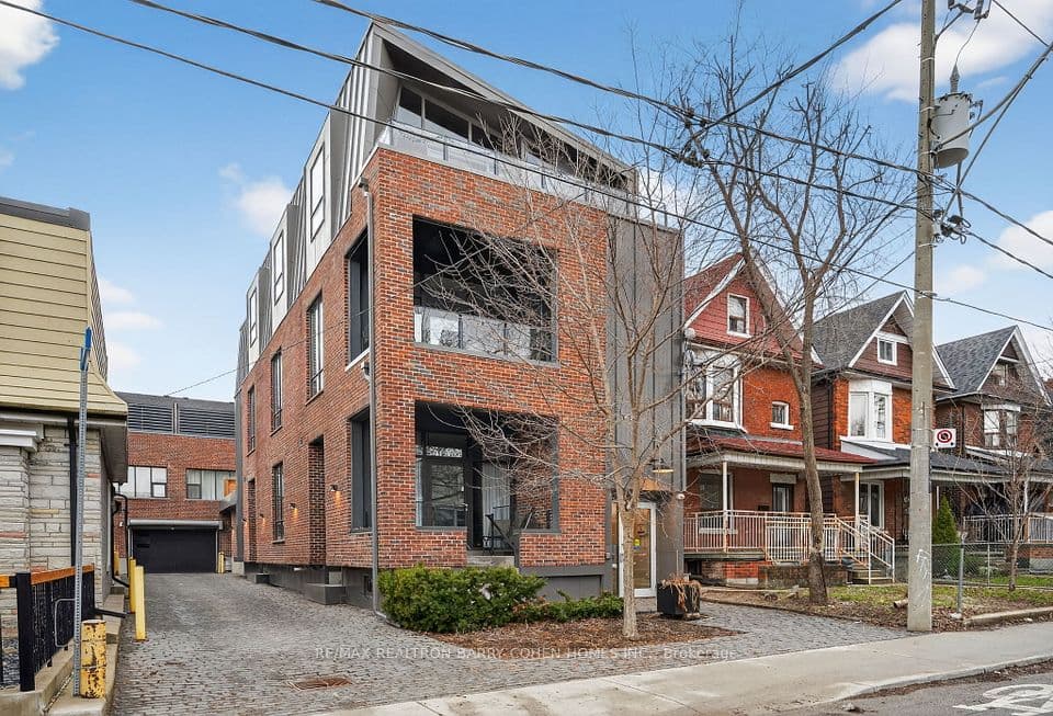 50 Bartlett Avenue 7, Toronto, ON M6H 3E6 – main photo