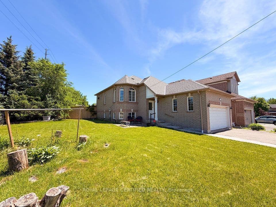 7349 Zinnia Place, Mississauga, ON L5W 1K6 – photo 3